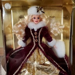 🛍Barbie 1996 Special Edition Happy Holidays never removed from box